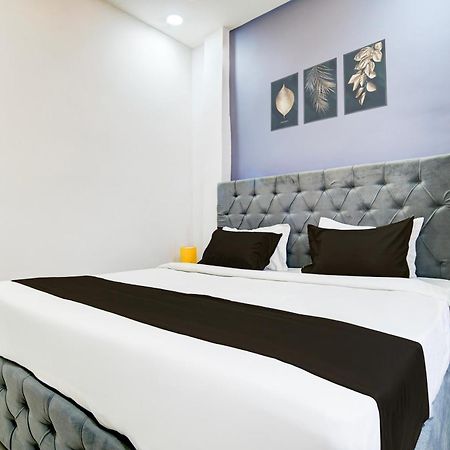 Super Hotel O D.V Near Medanta Hospital אינדורה מראה חיצוני תמונה