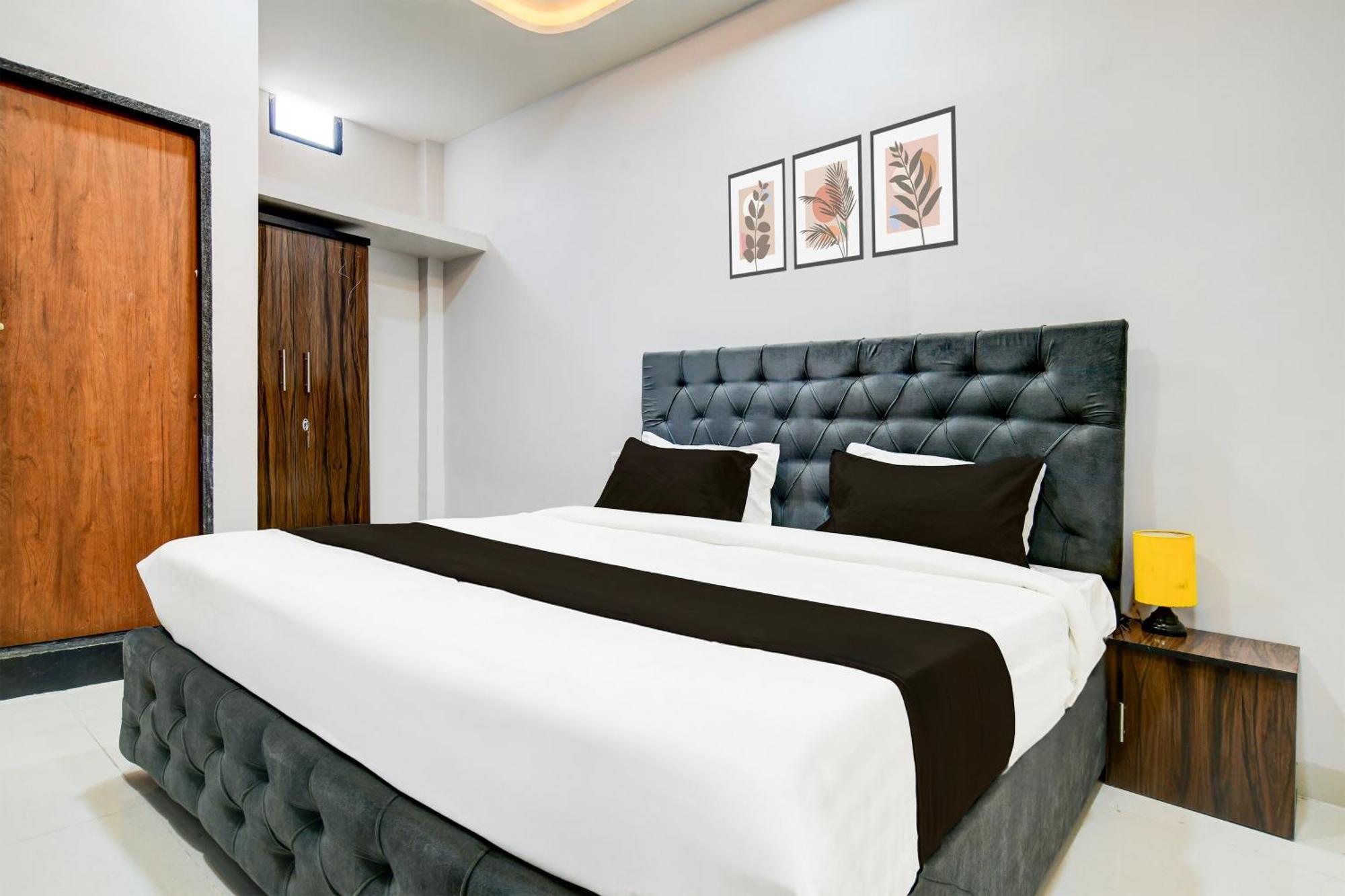 Super Hotel O D.V Near Medanta Hospital אינדורה מראה חיצוני תמונה
